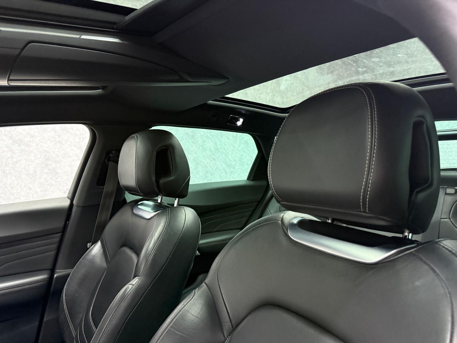 Citroen DS5 view 3