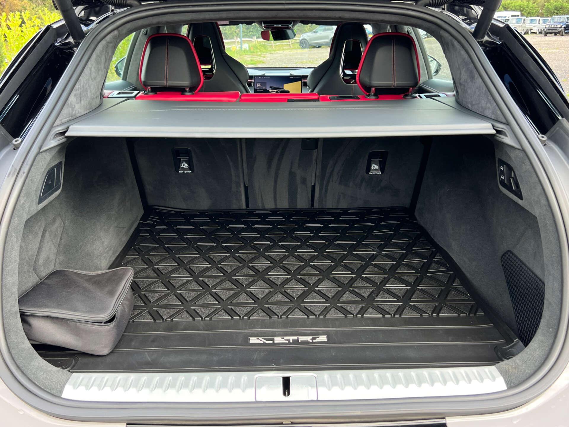 Lotus Eletre view 20