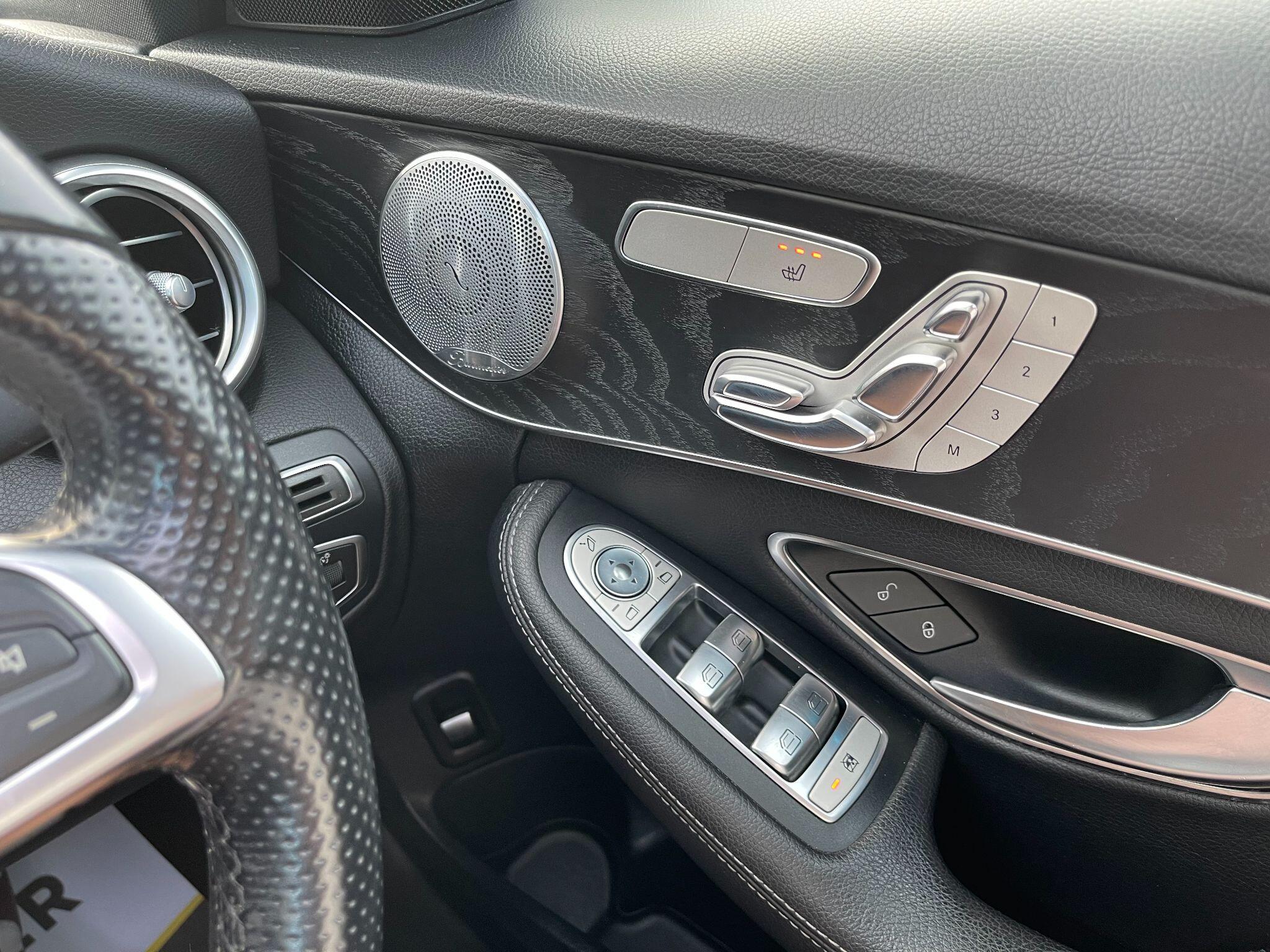 Mercedes-Benz C-Class view 48