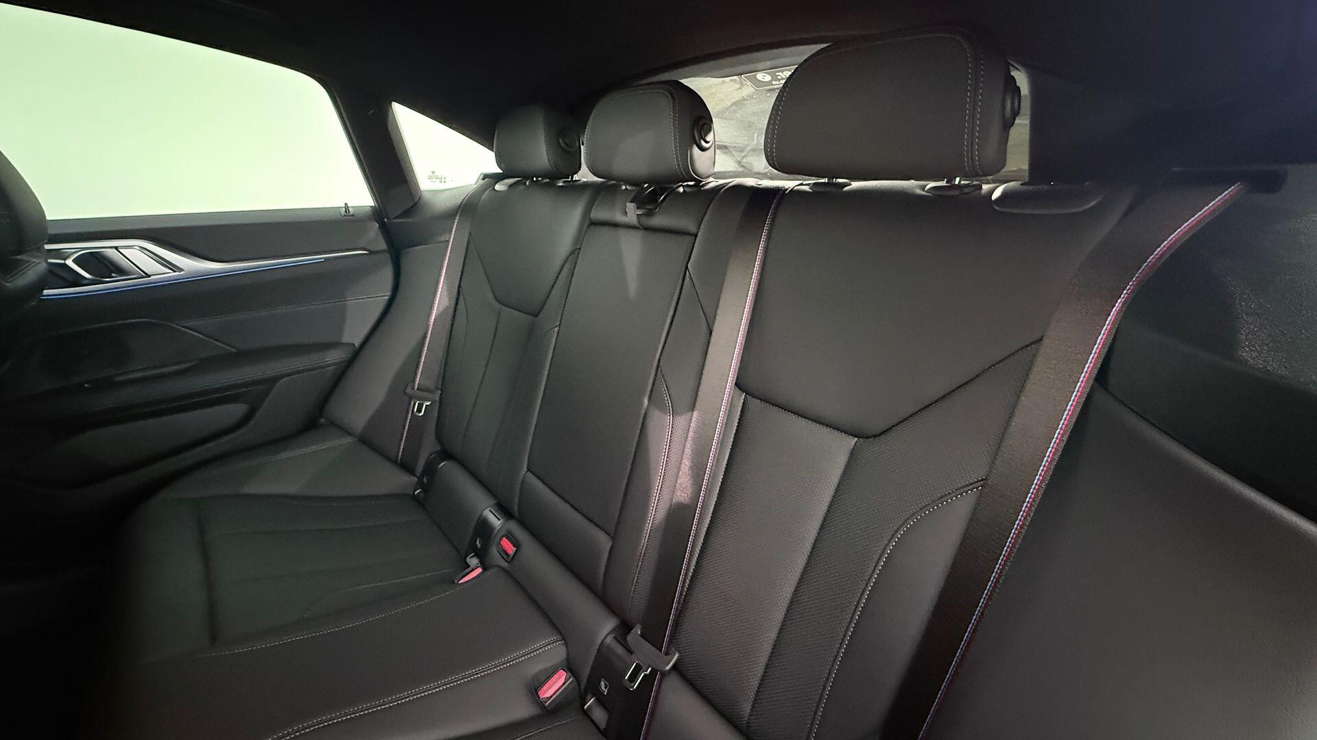 BMW I4 view 12