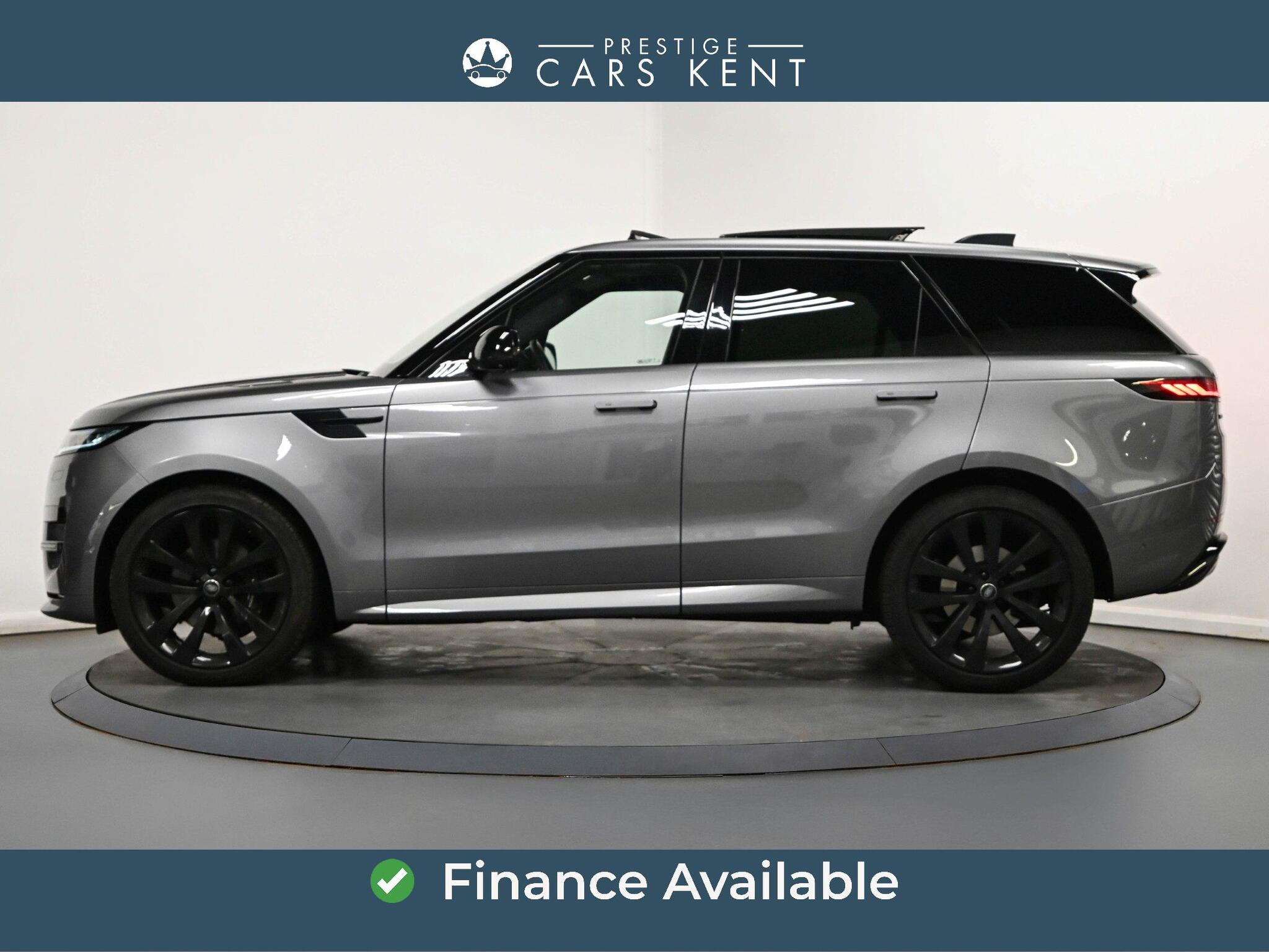 Land Rover Range Rover Sport view 4