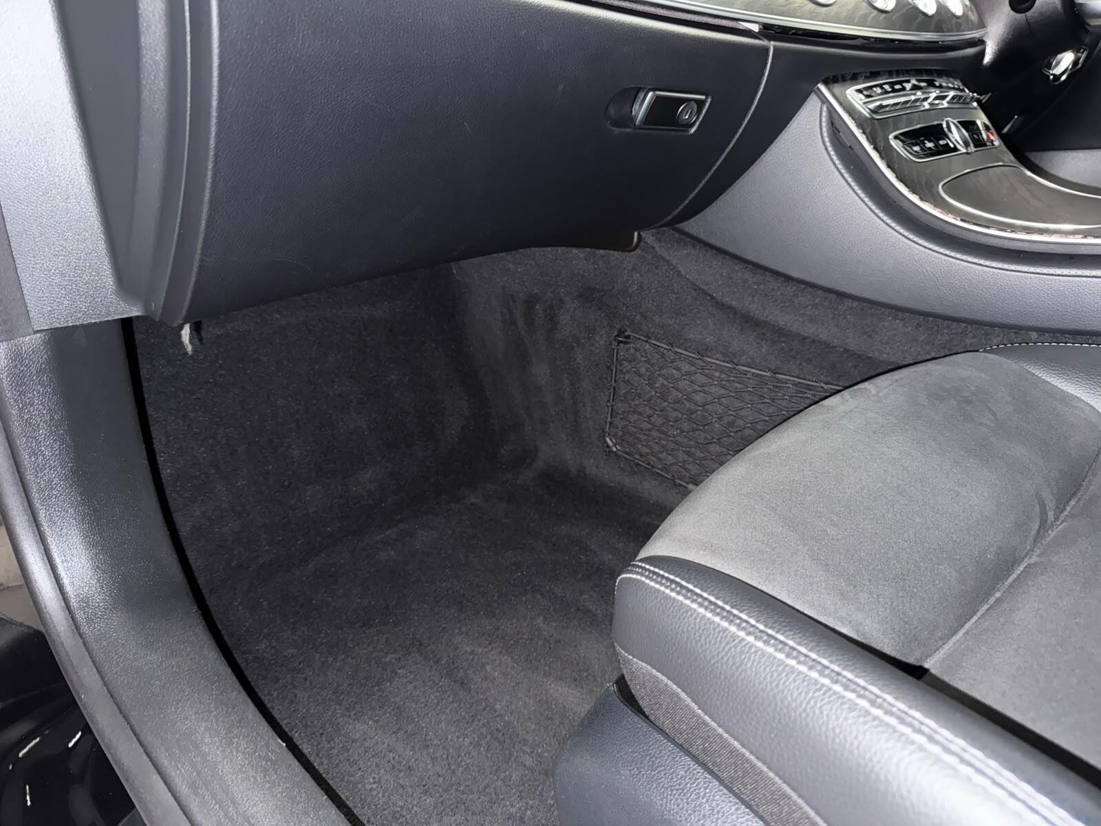 Mercedes-Benz E-Class view 21