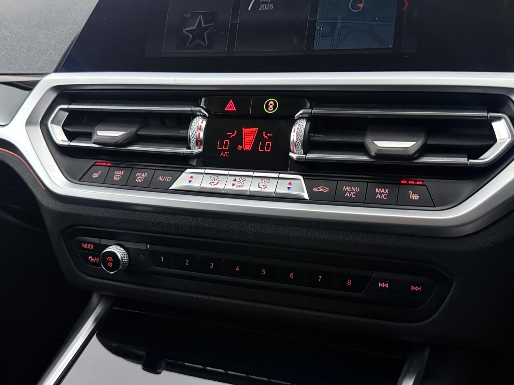 BMW 3 Series view 27