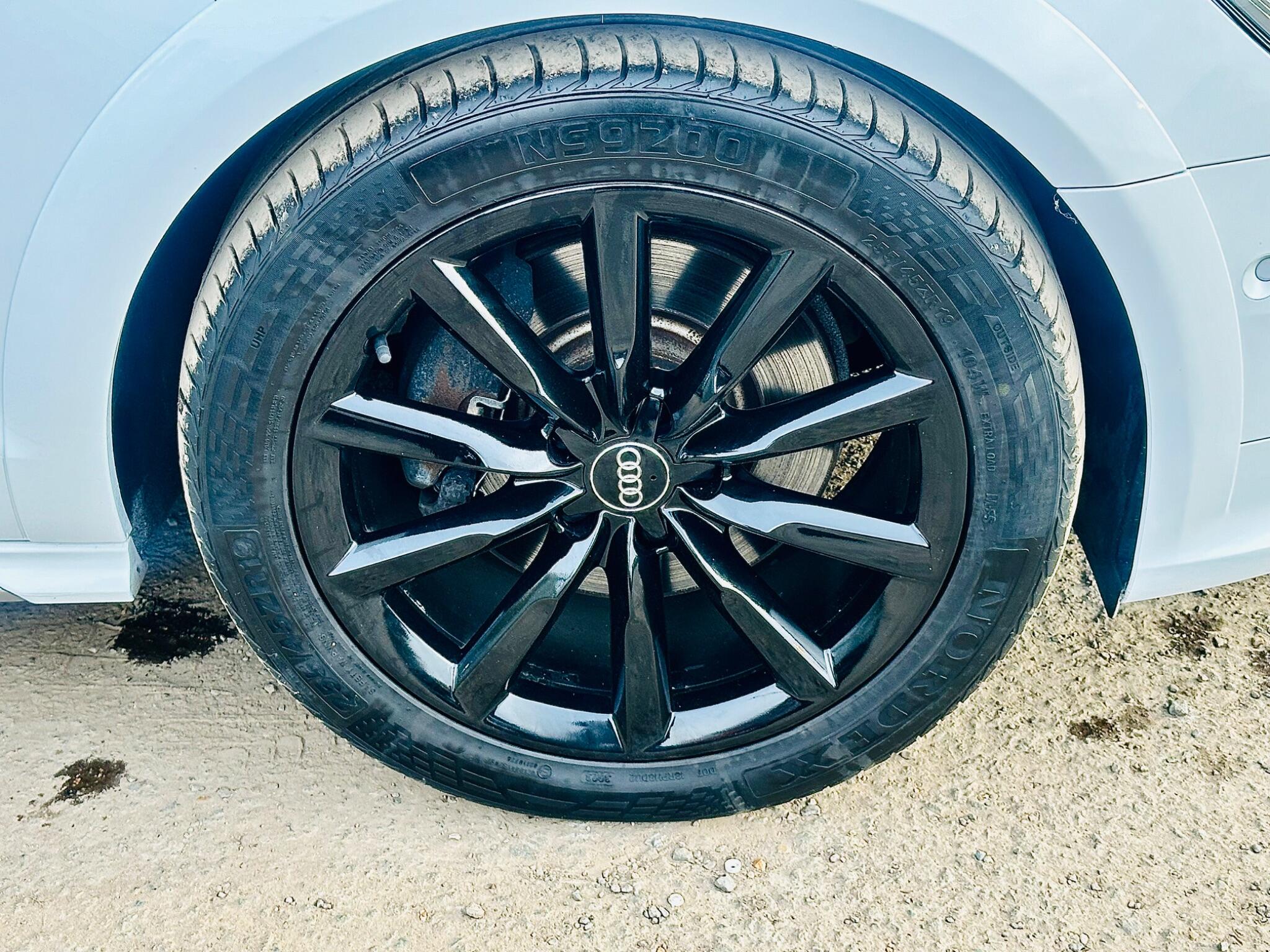 Audi A6 Allroad view 12