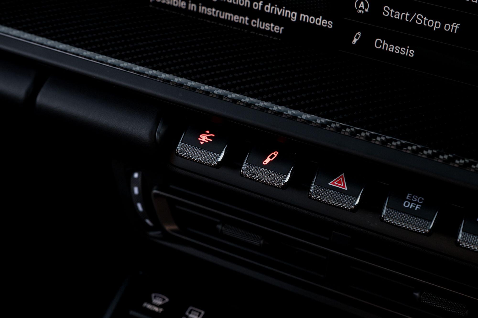 Porsche 911 view 76