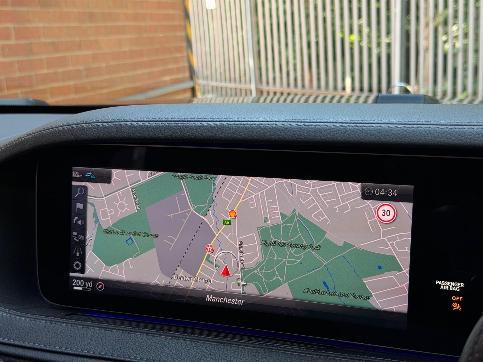 Mercedes-Benz S-Class view 30