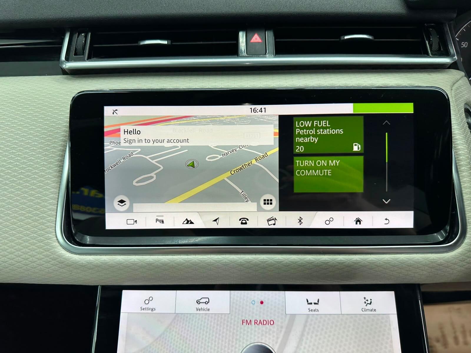 Land Rover Range Rover Velar view 56