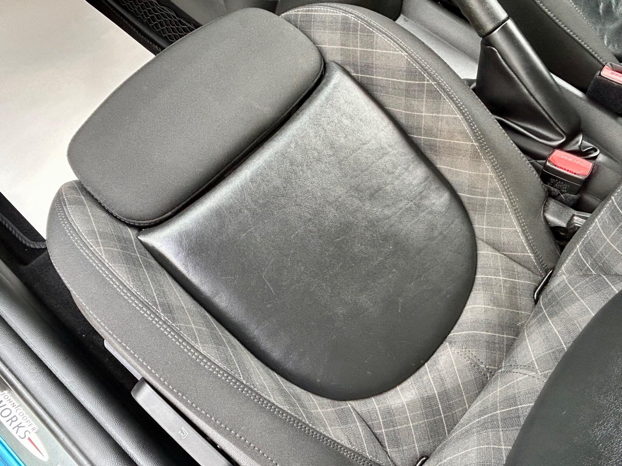 MINI Hatch view 24