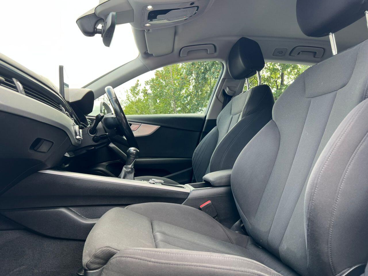 Audi A4 view 18