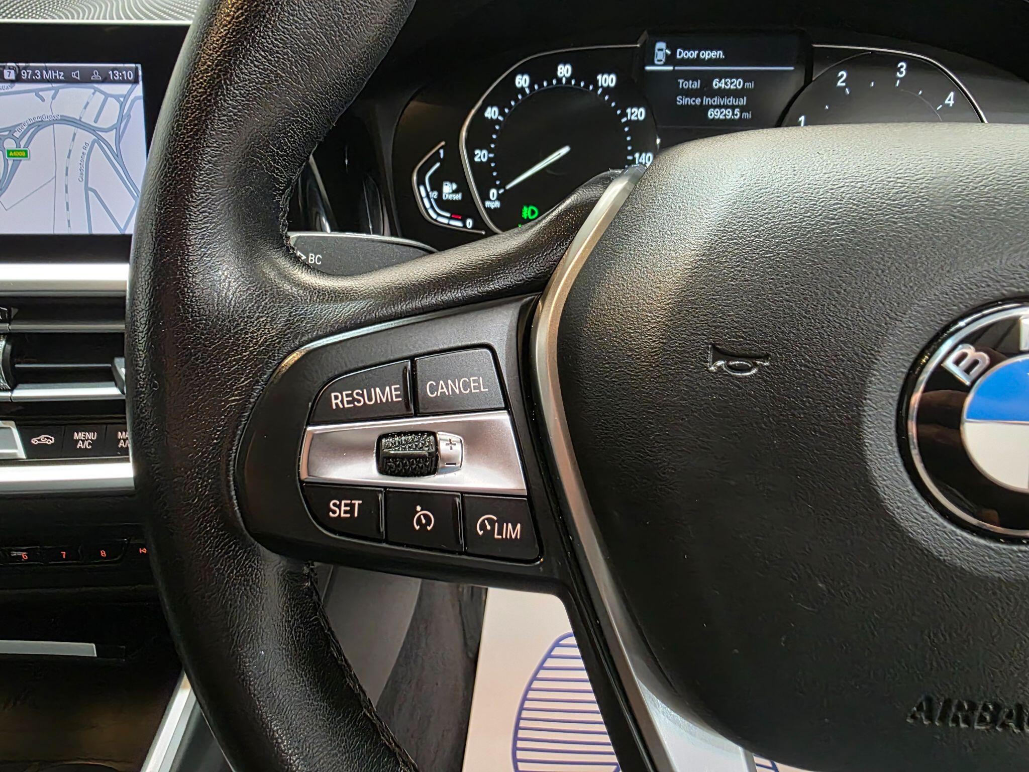 BMW 3 Series view 19