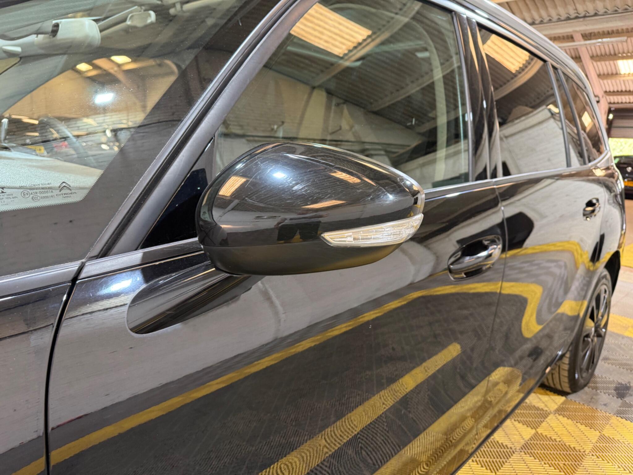 Citroen Grand C4 Picasso view 53