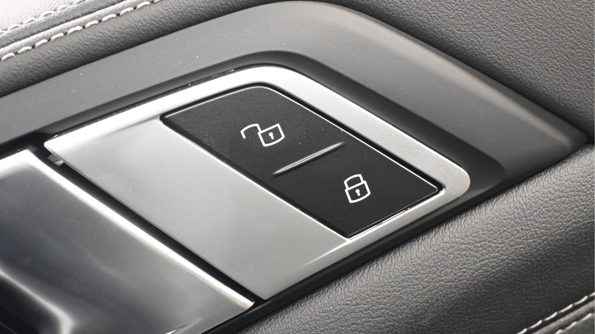 BMW X5 view 29