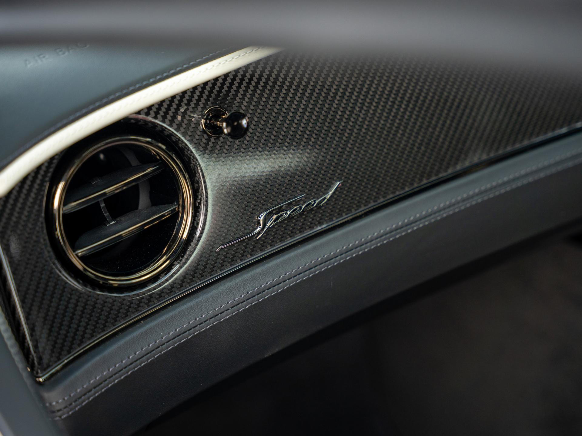 Bentley Continental view 32