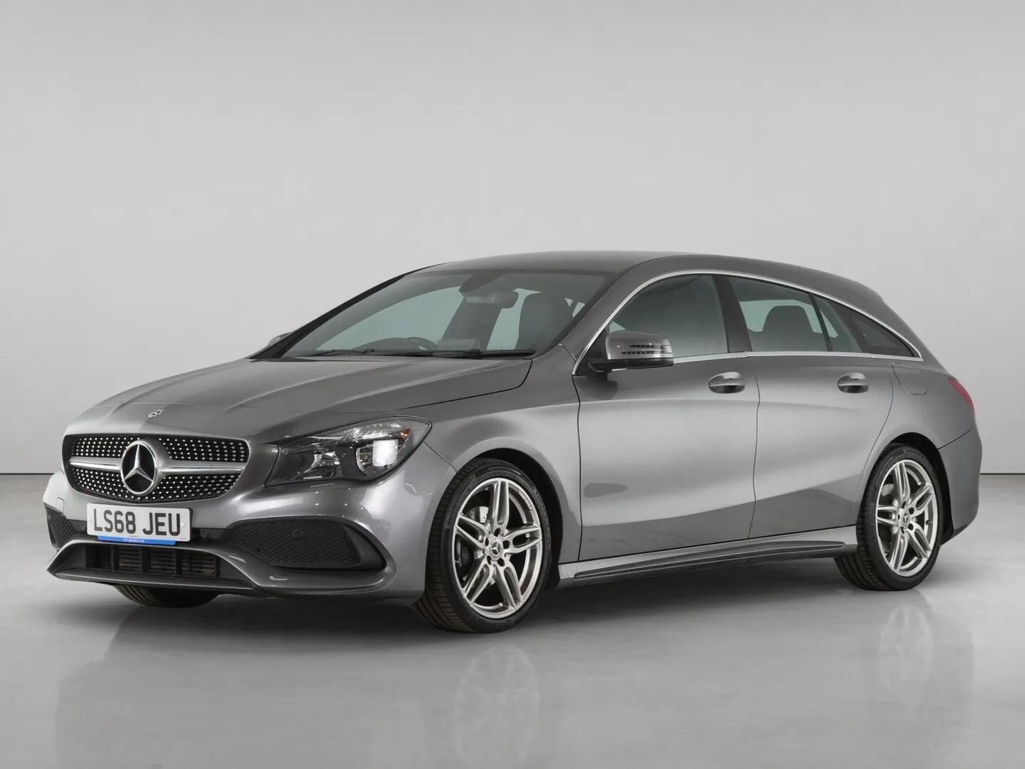 Mercedes-Benz Cla view 2