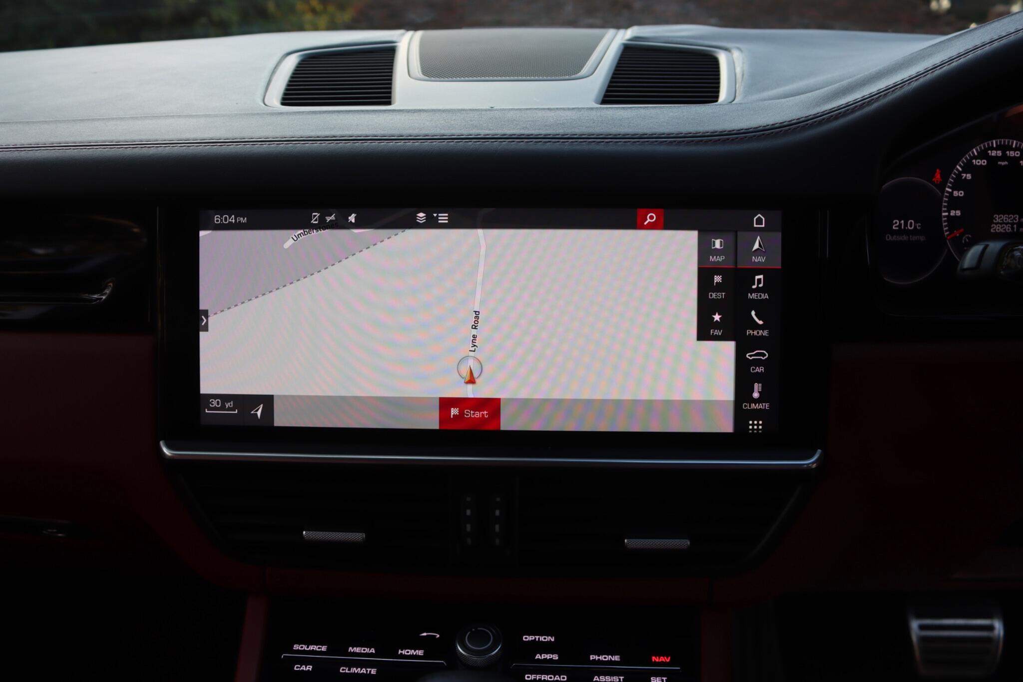 Porsche Cayenne view 55