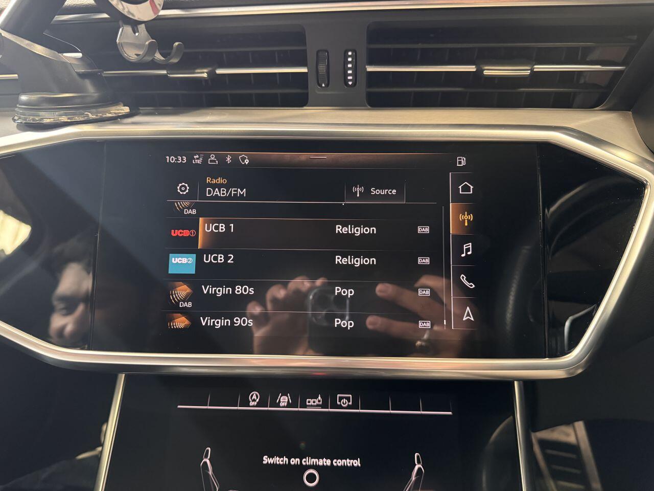 Audi A6 view 53