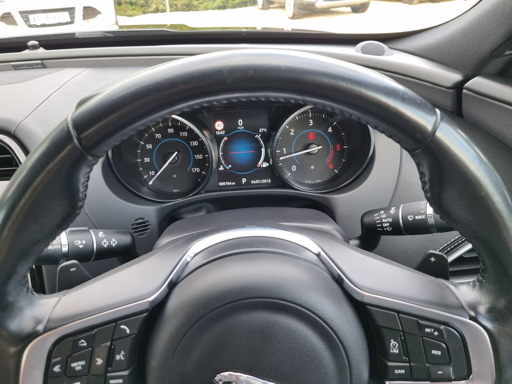 Jaguar Xe view 57