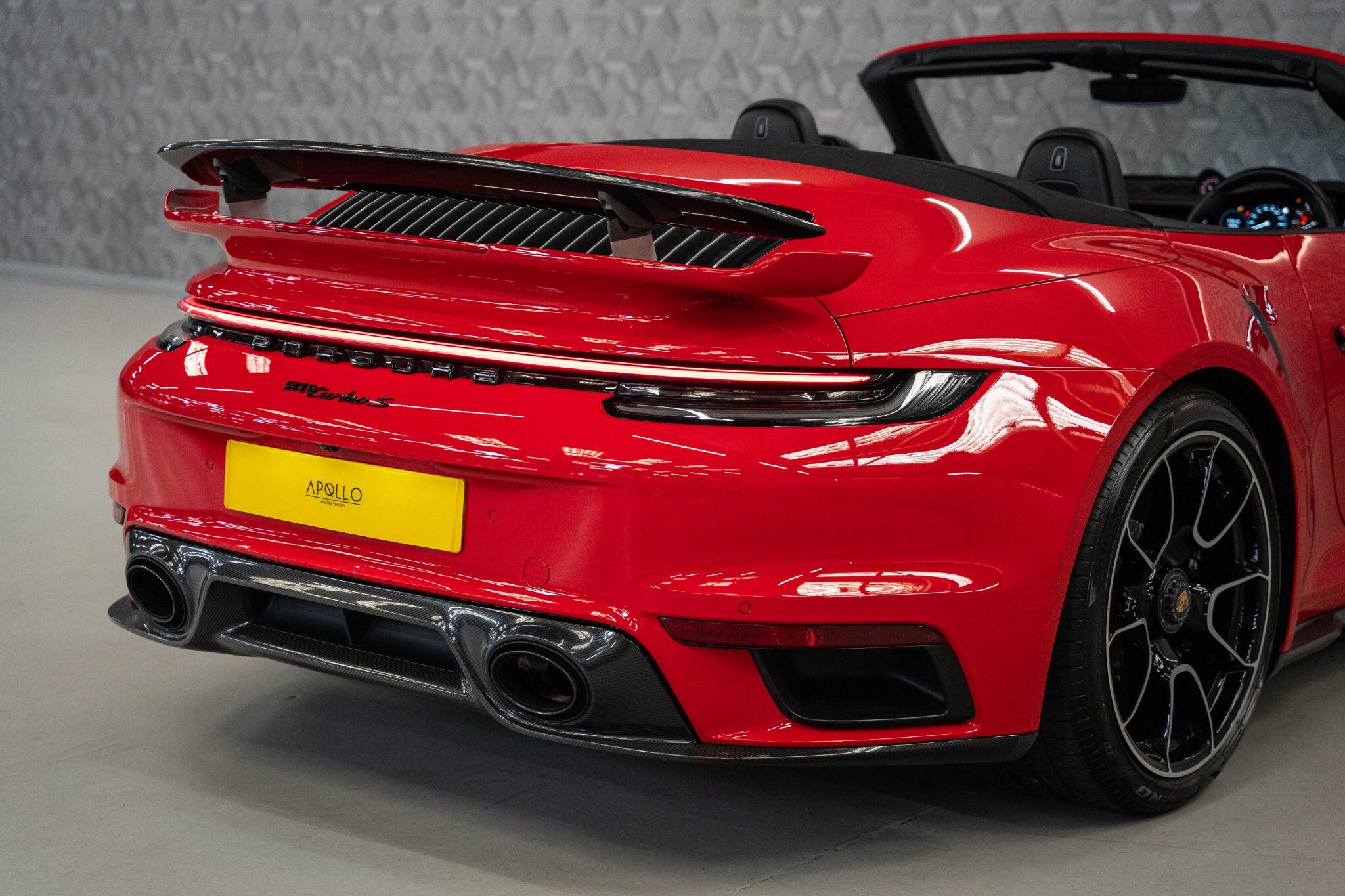 Porsche 911 view 59