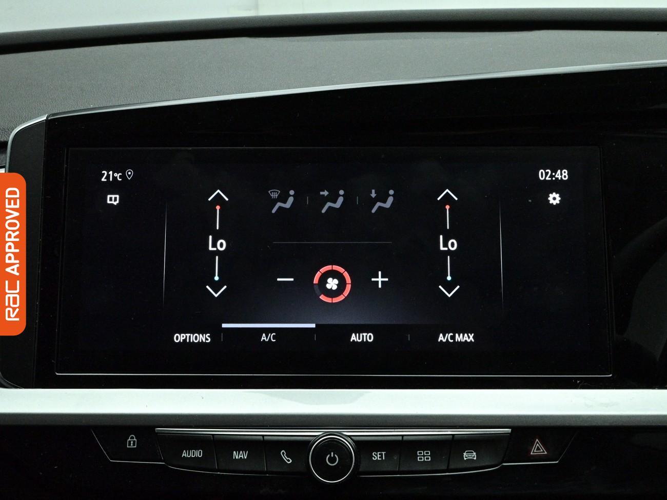 Vauxhall Grandland view 18