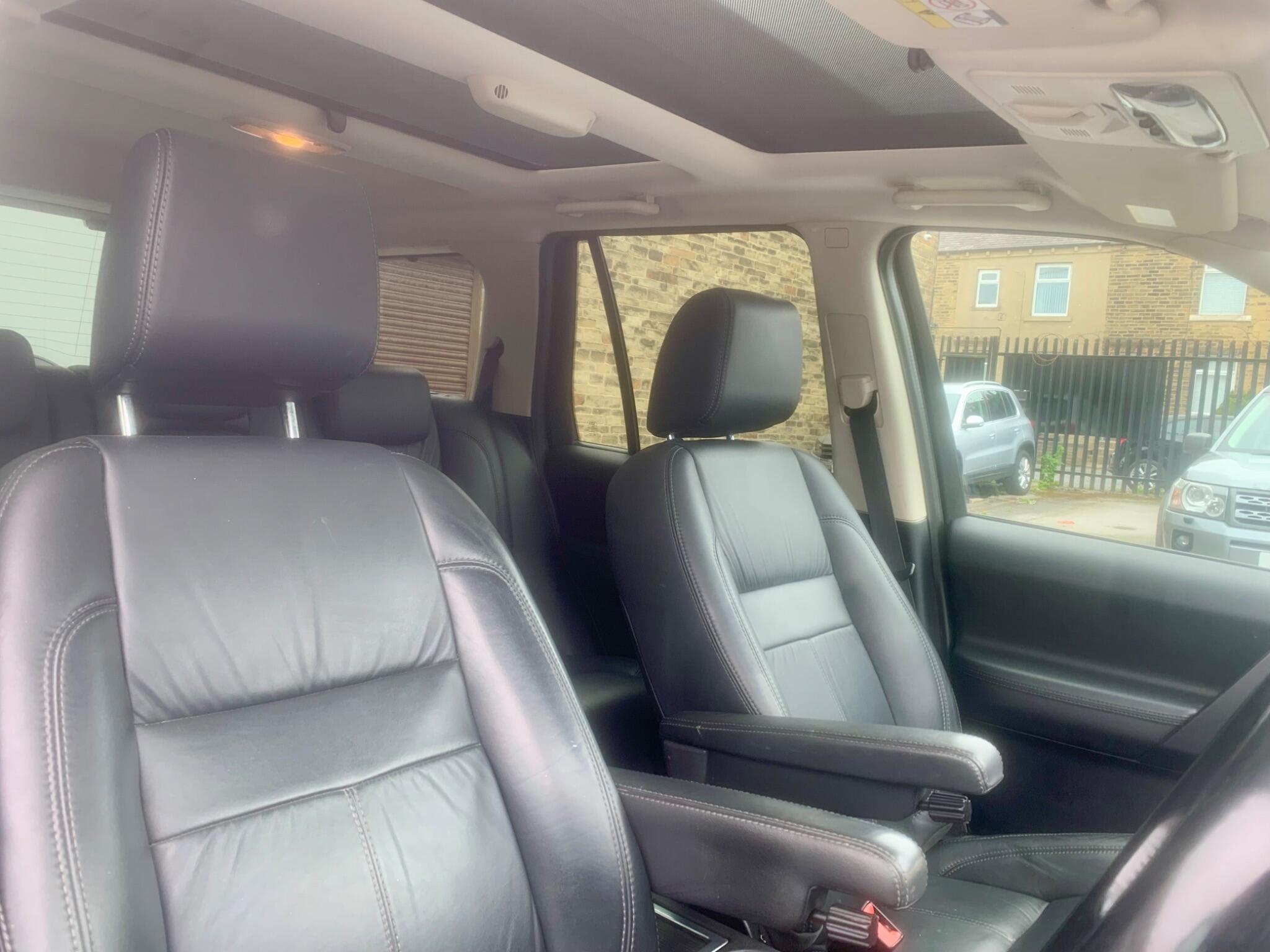 Land Rover Freelander 2 view 22