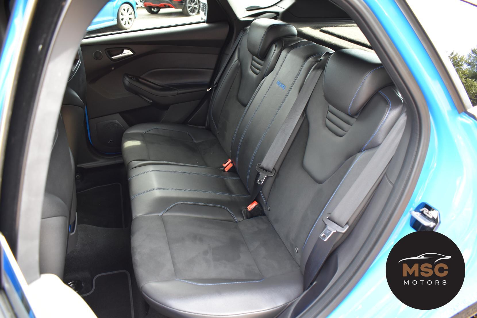 Ford Focus view 35