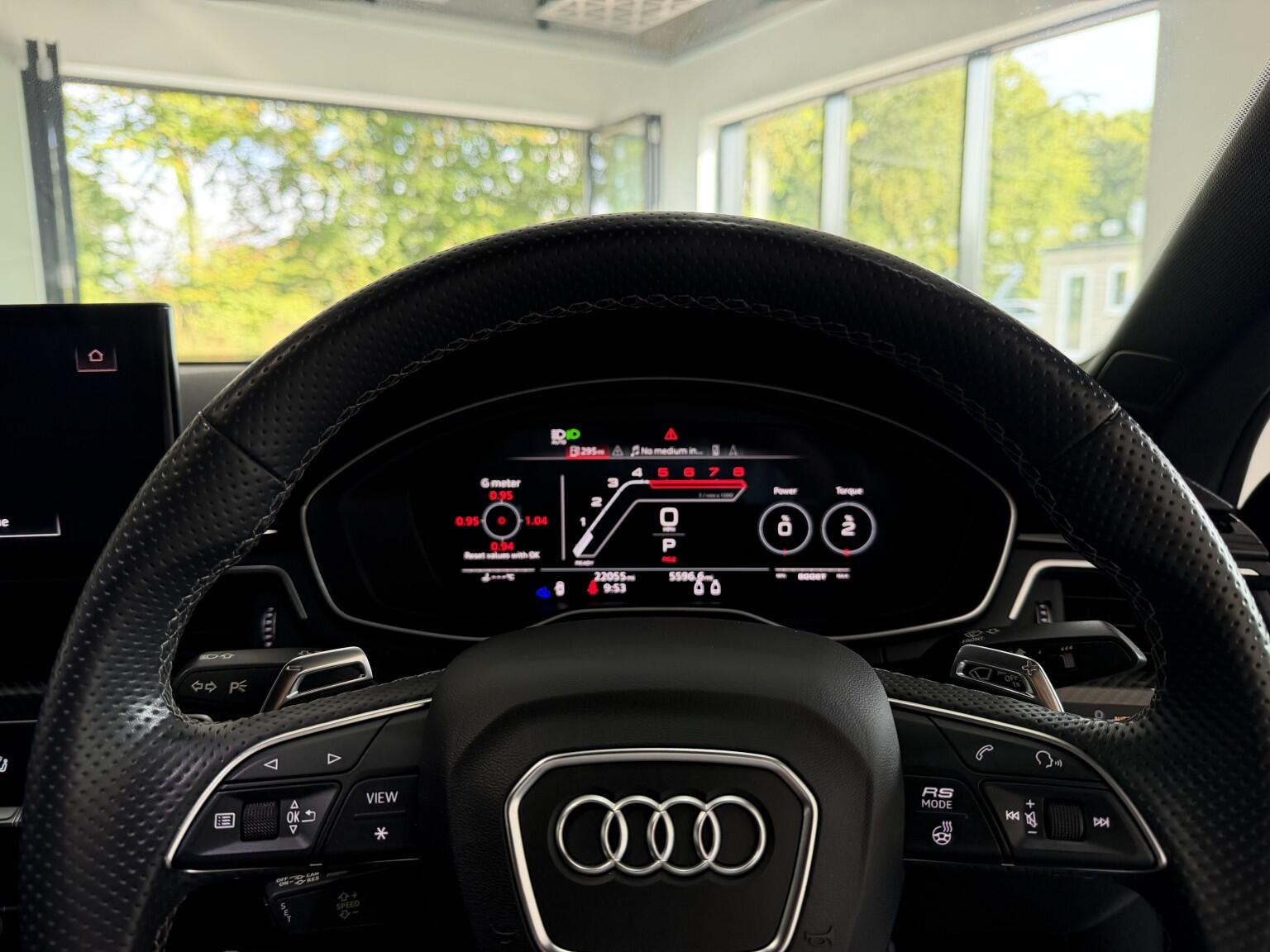 Audi RS5 view 16