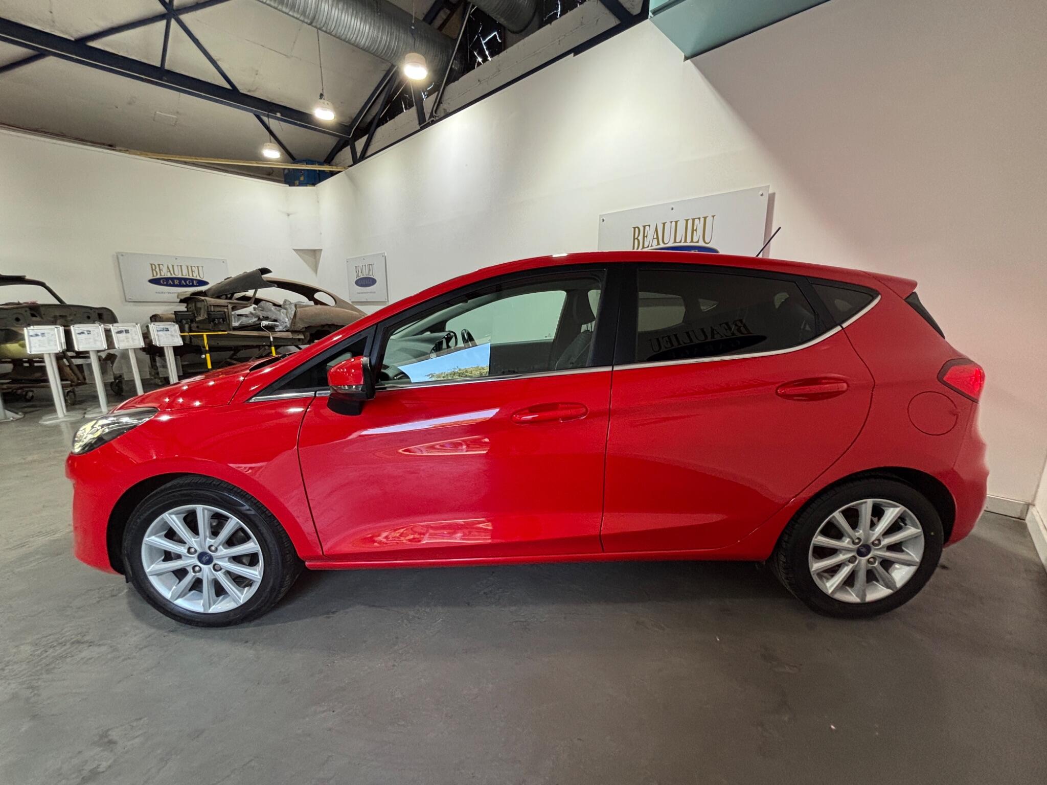 Ford Fiesta view 11