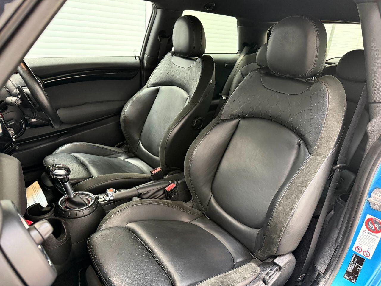 Mini Hatch view 20
