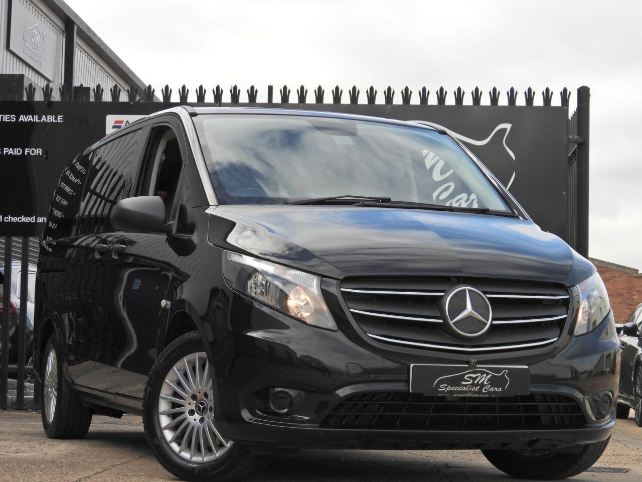 Mercedes-Benz Vito view 2