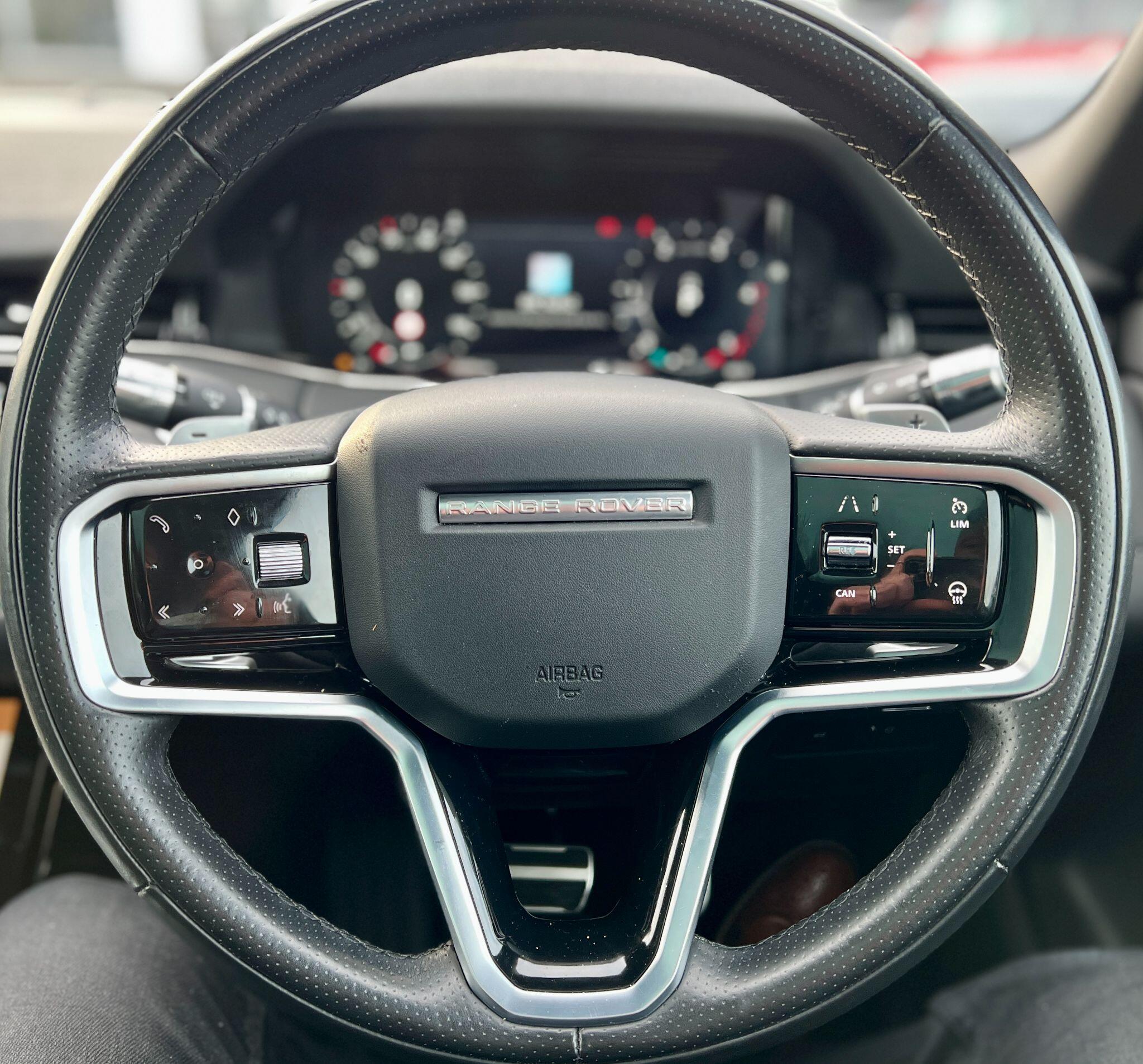 Land Rover Range Rover Evoque view 33