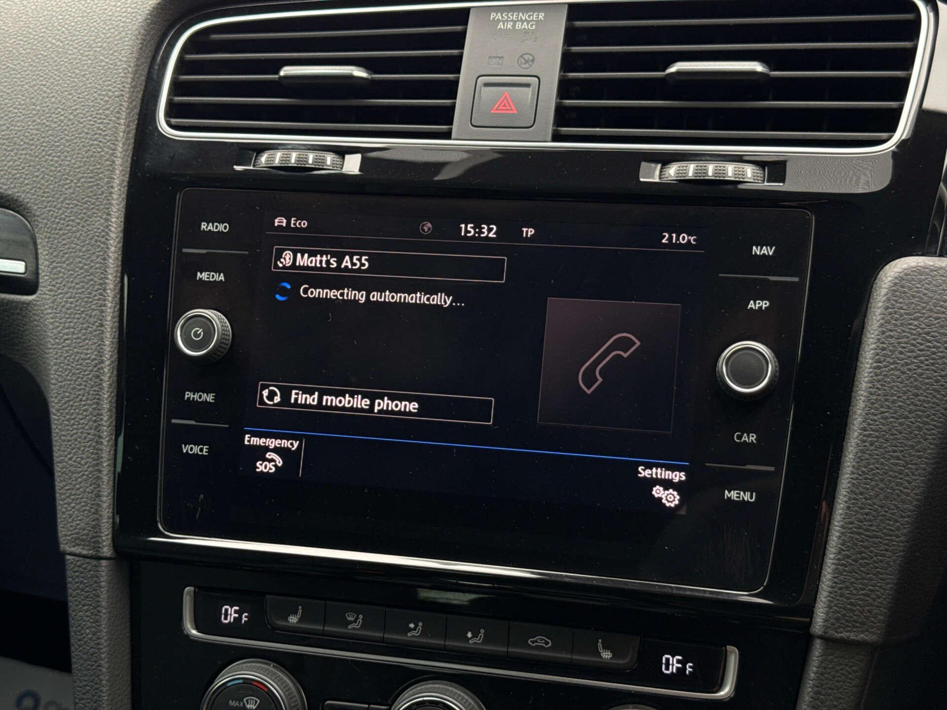 Volkswagen Golf view 72