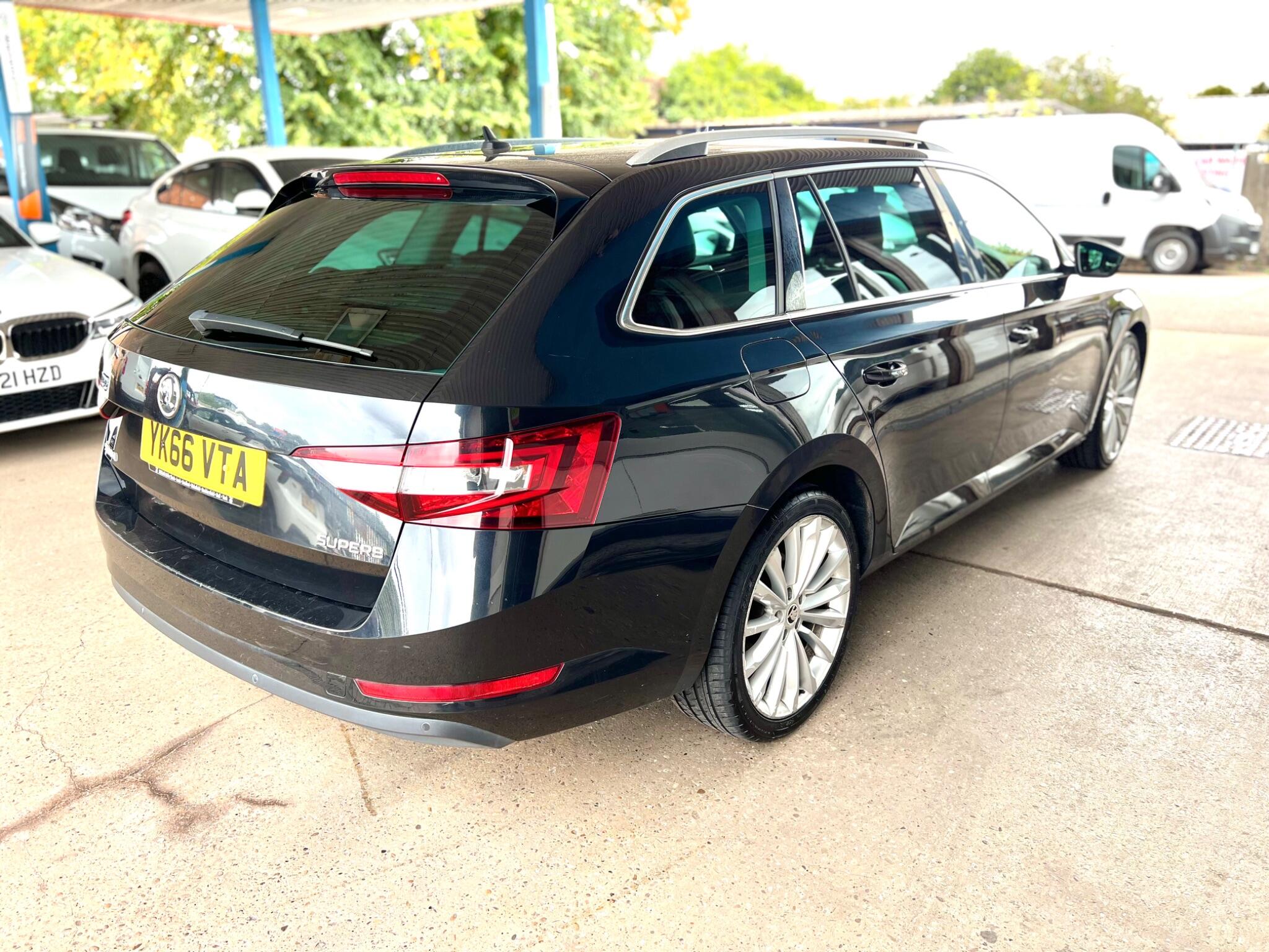 Skoda Superb view 21