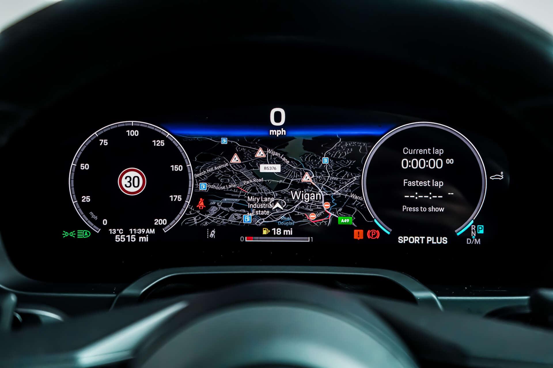 Porsche 911 view 16