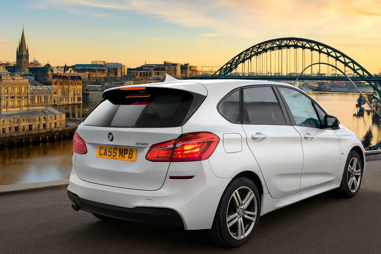 BMW 2 Series view 16