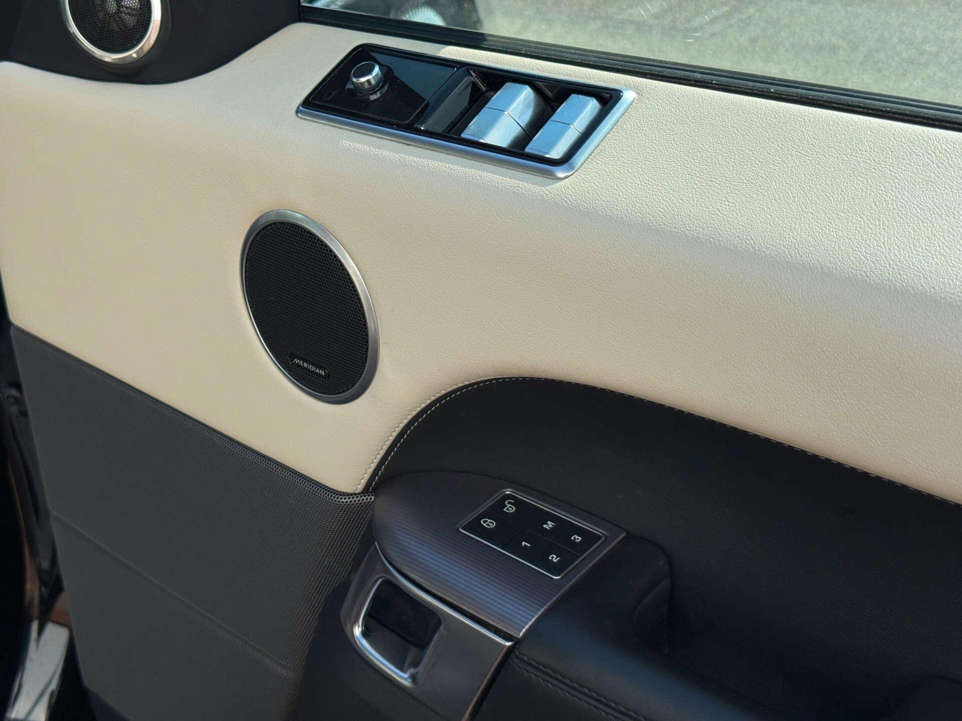 Land Rover Range Rover Sport view 20
