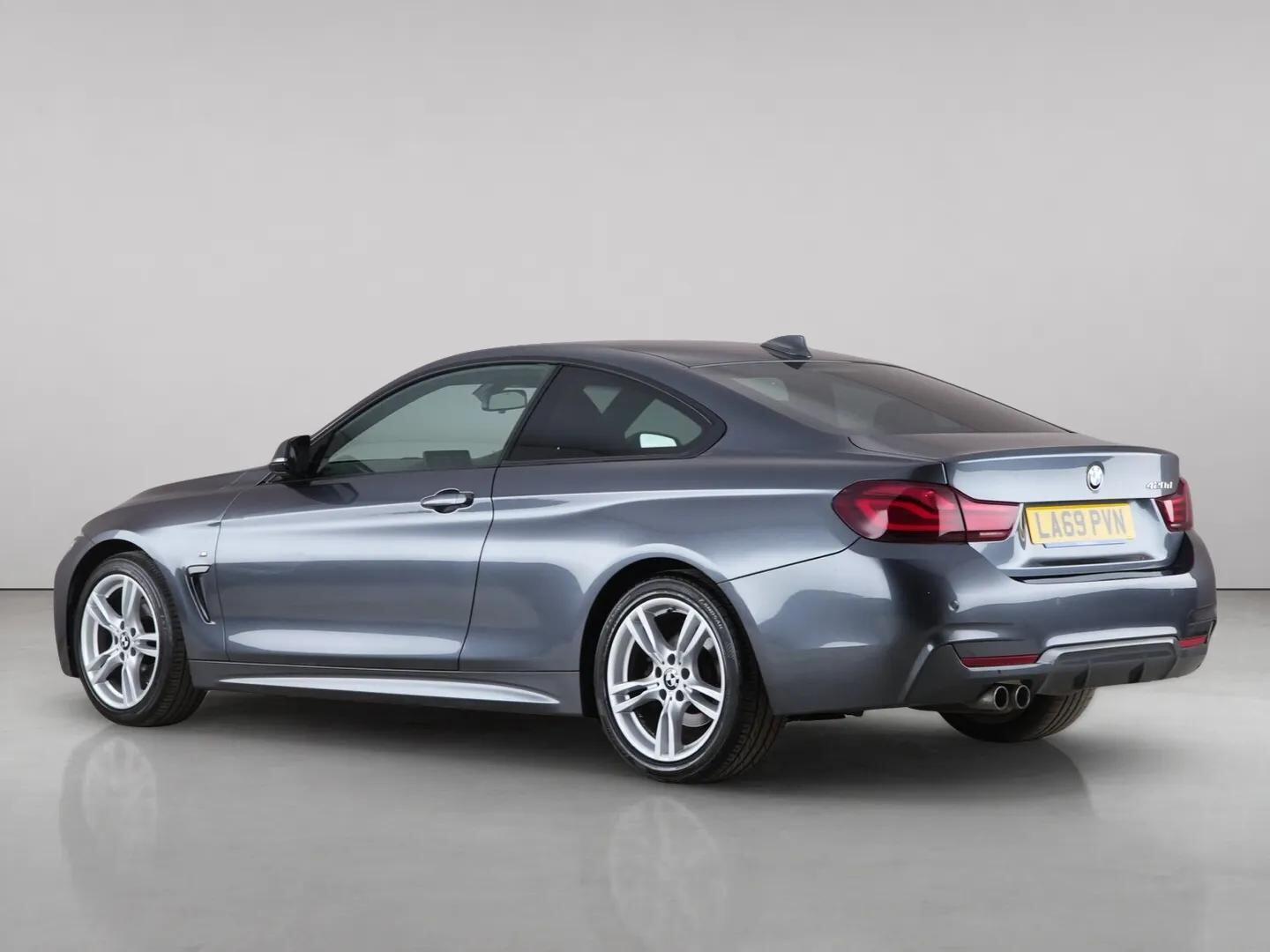 BMW 4 Series view 8