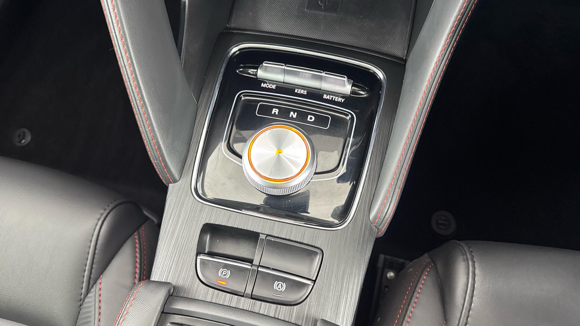 MG ZS view 35