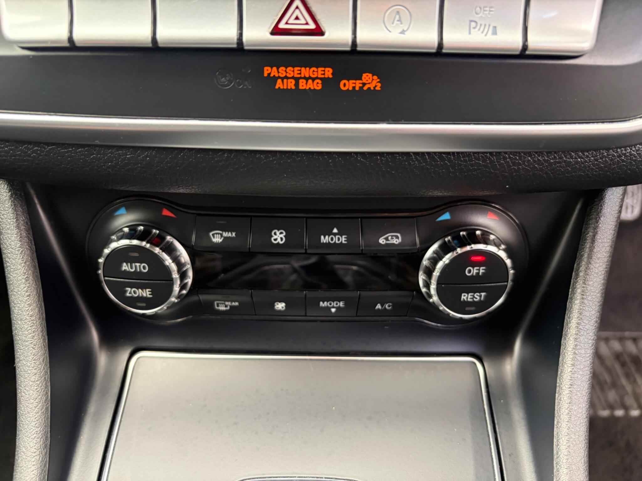Mercedes-Benz Cla view 51