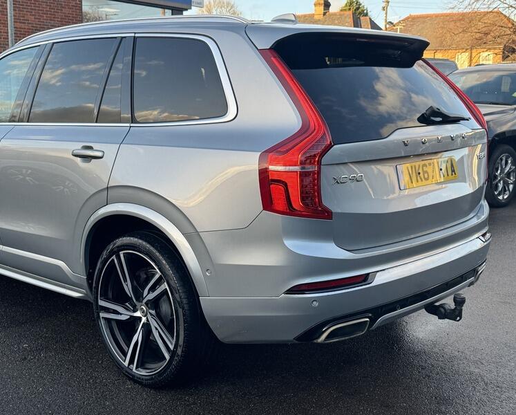 2017 Volvo XC90 image 16
