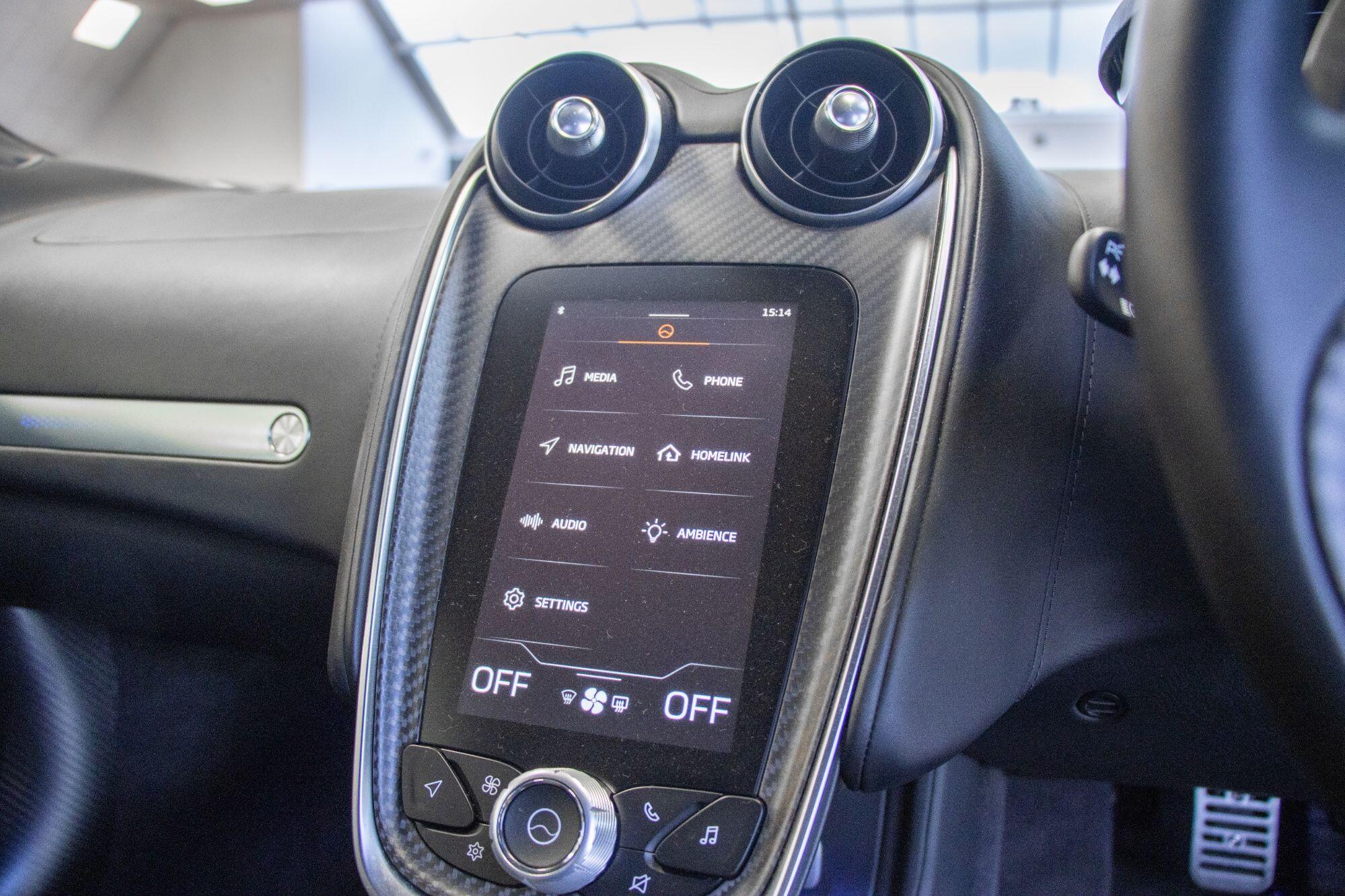 Mclaren GT view 57