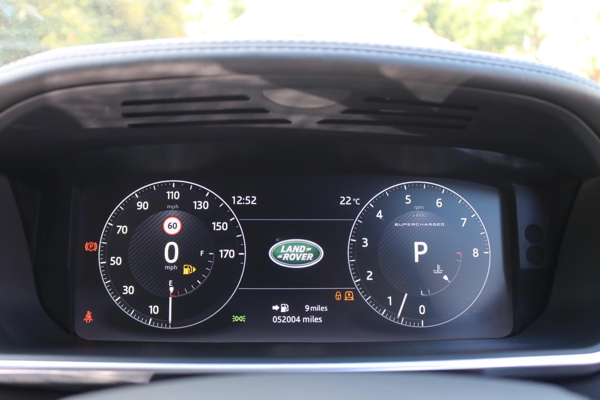 Land Rover Range Rover view 63