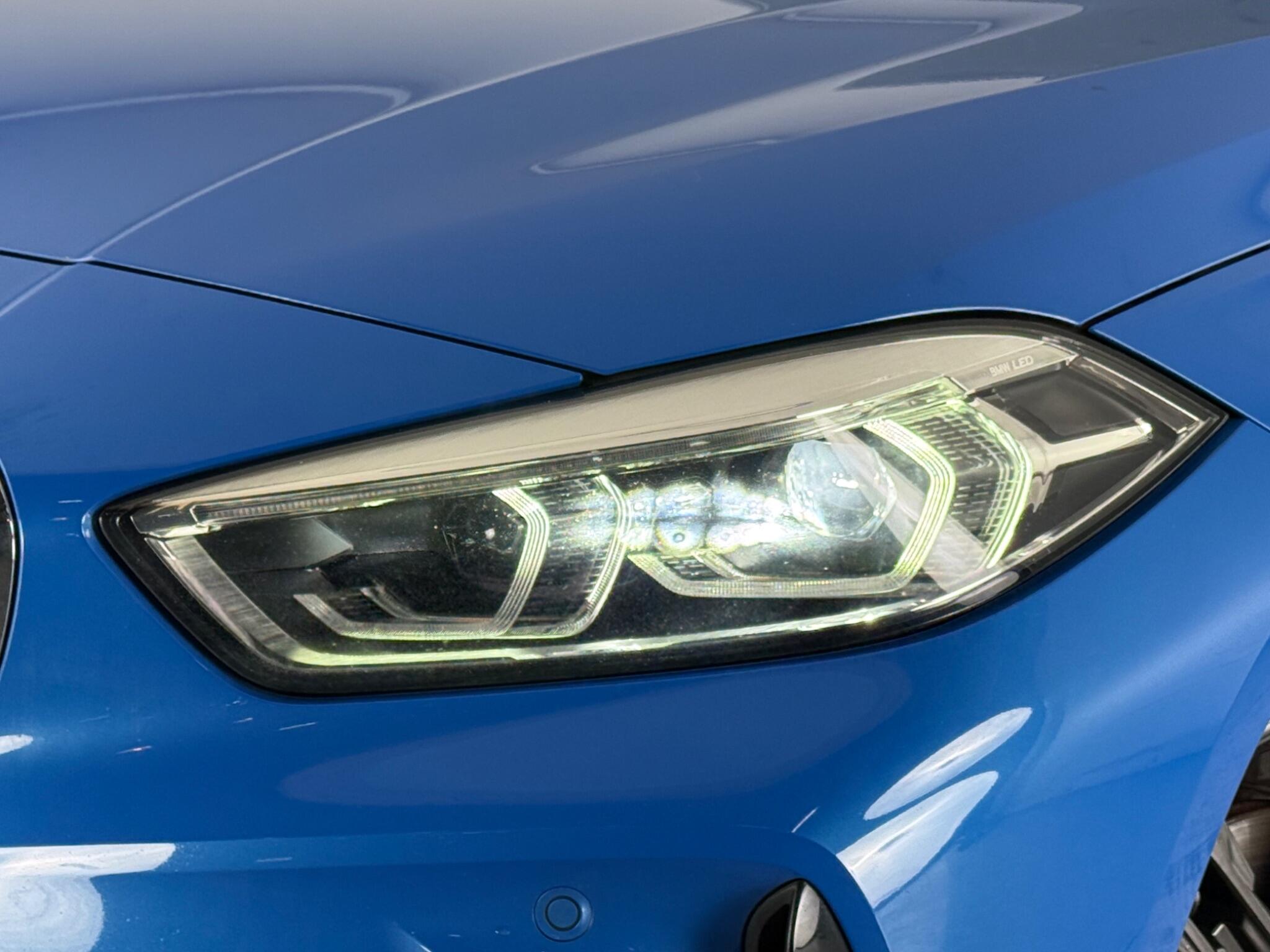 BMW 1 Series view 10