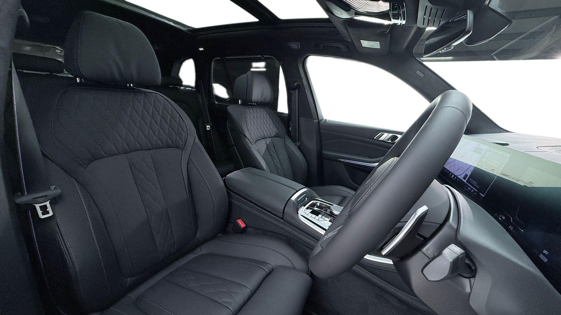 BMW X5 view 11