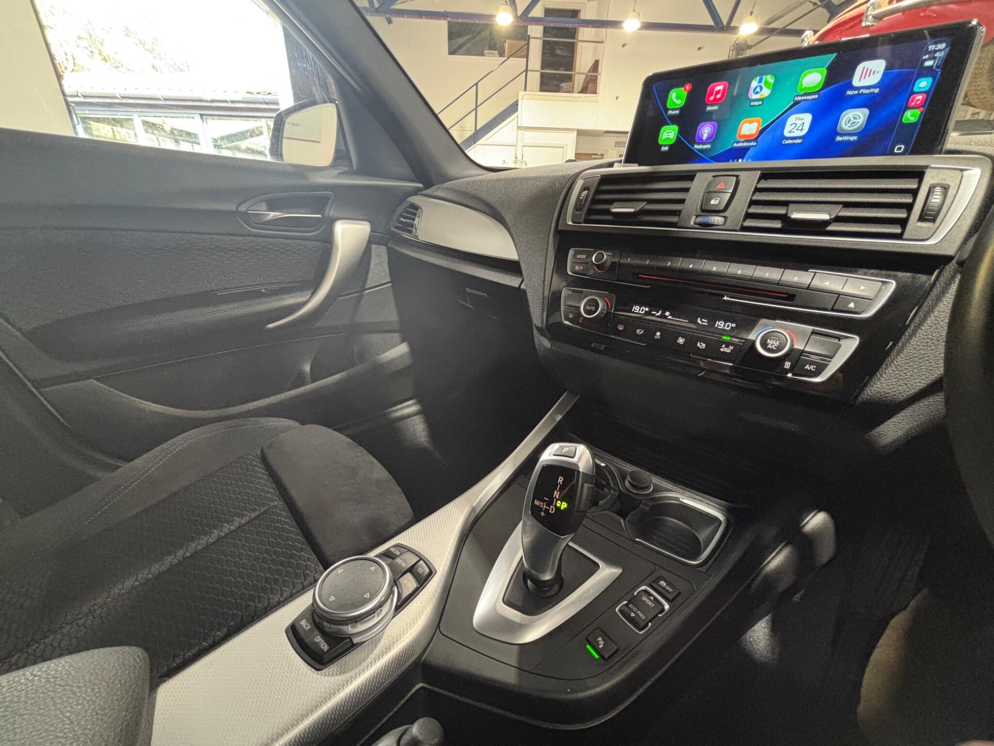 BMW 1 Series view 3