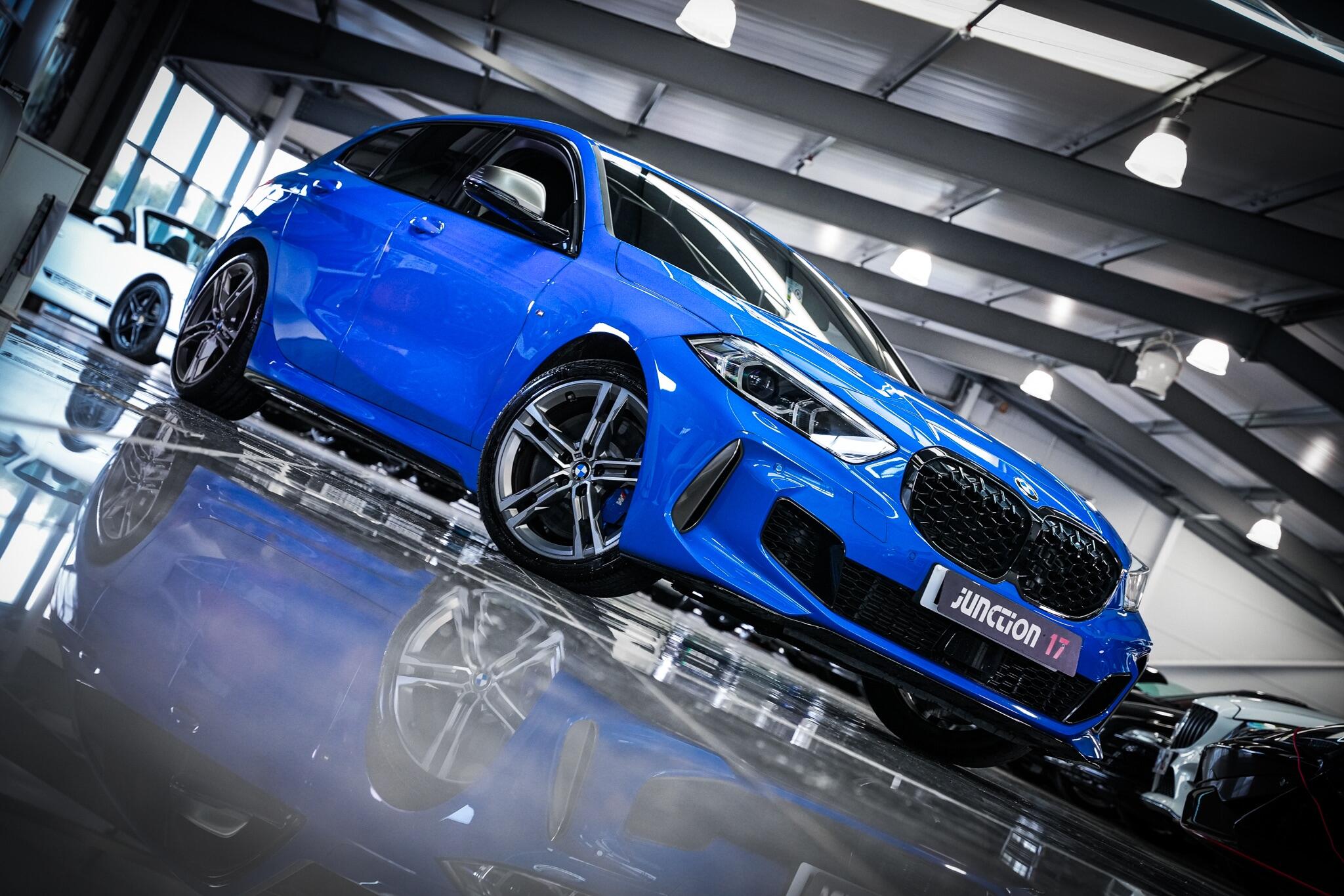 BMW 1 Series view 8