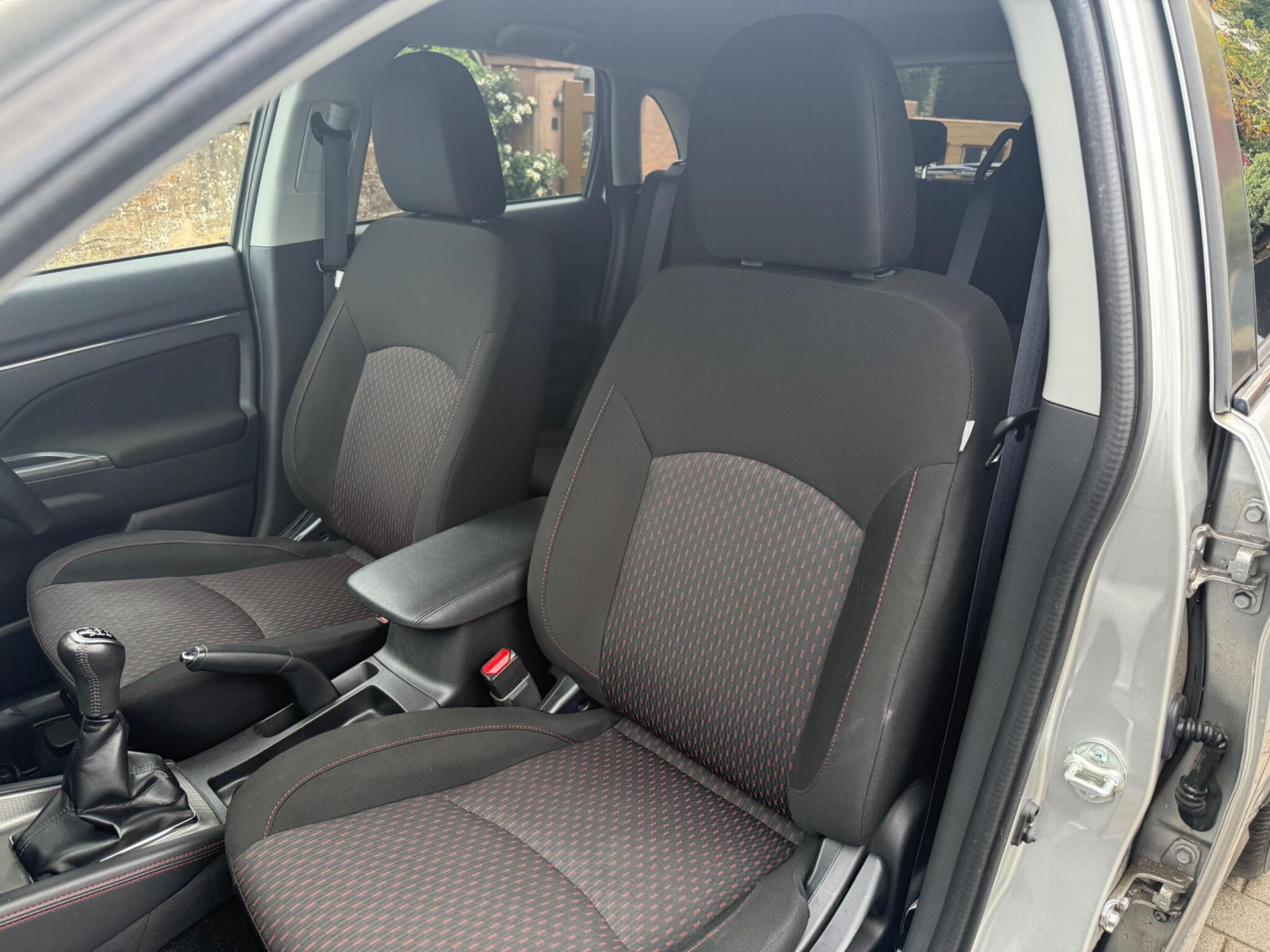 2018 Mitsubishi ASX image 13