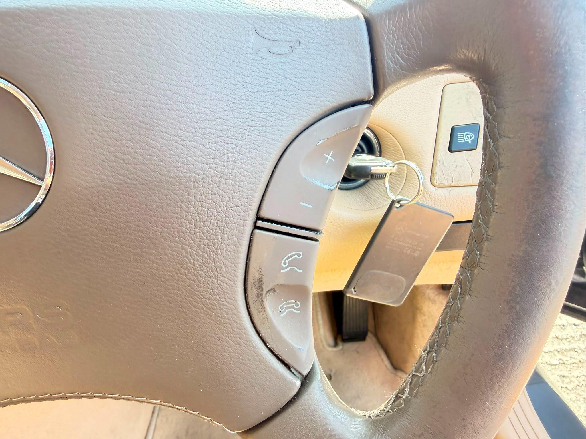 Mercedes-Benz CL view 19