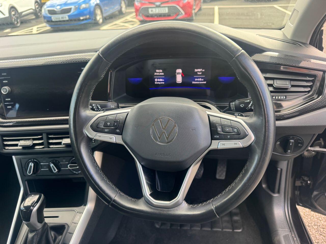 Volkswagen Polo view 22