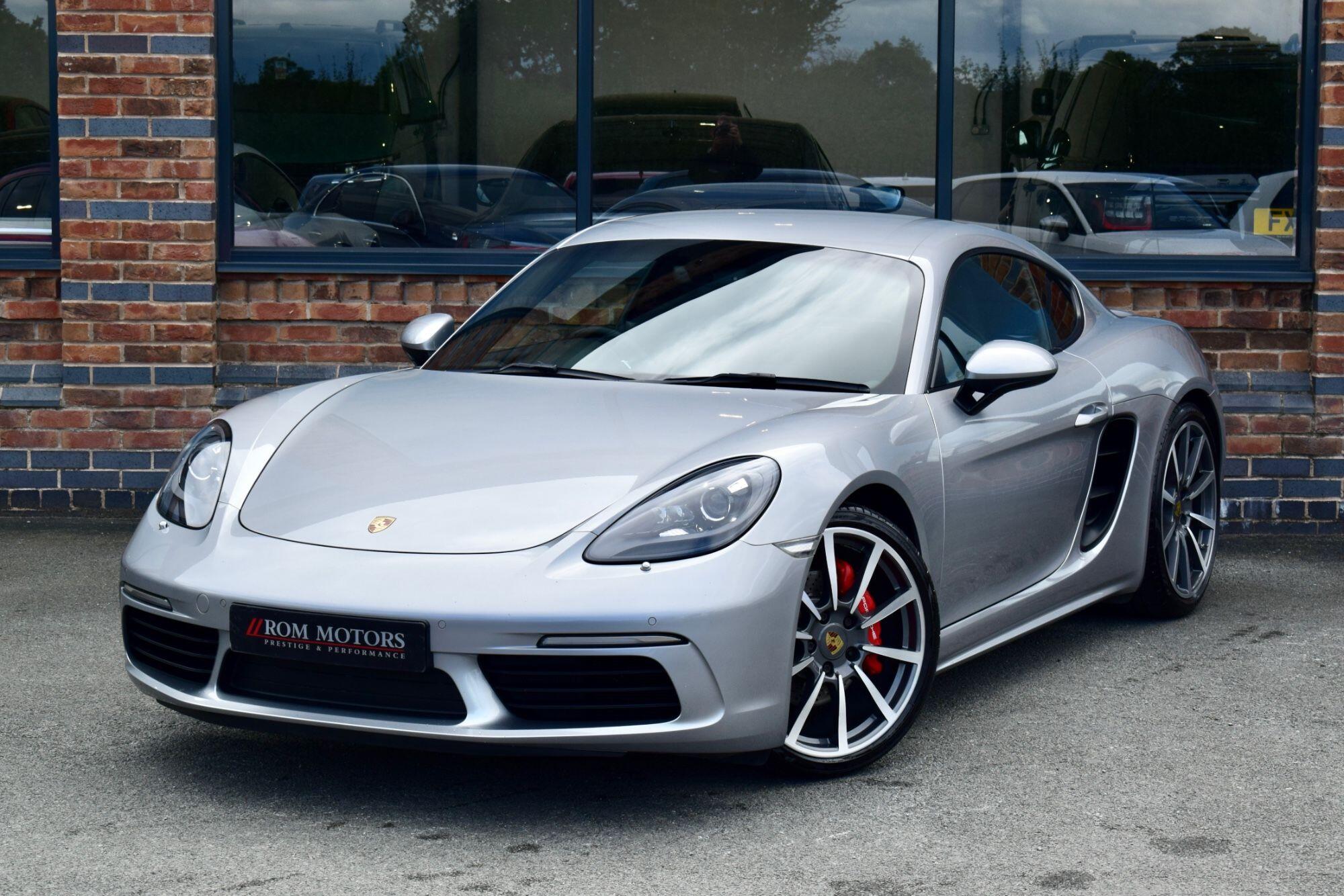 Porsche Cayman view 34