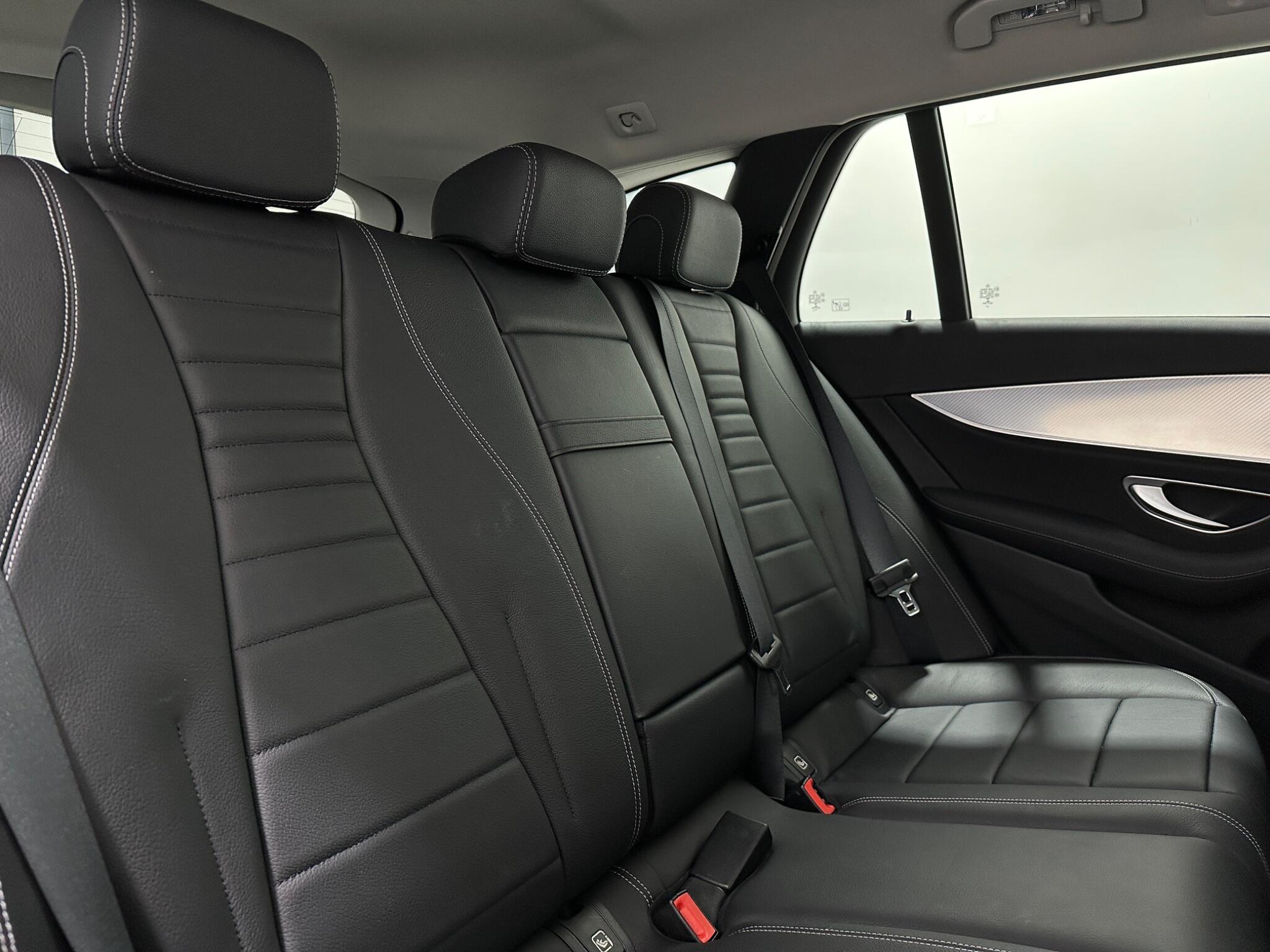 Mercedes-Benz E-Class view 43